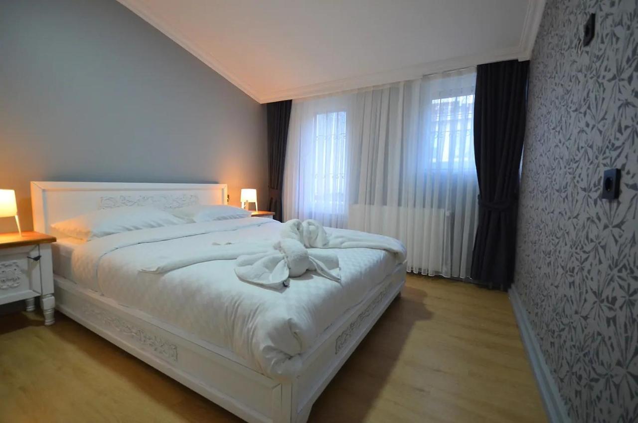 Downtown Two-Bedrom Apartment Tiflis Exterior foto
